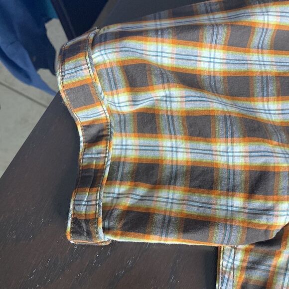 EUC mess SS dress shirt size L , with snap front pockets - Picture 5 of 5